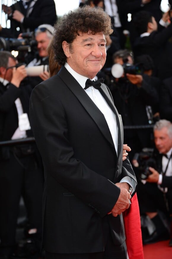 Robert Charlebois lors de la montée des marches au Festival de Cannes le 21 mai 2013
