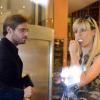 Enceinte, Michelle Hunziker va déjeuner avec son amoureux Tomaso Trussardi au Trussardi Café à Milan, le 23 mai 2013.