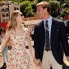 Pierre Casiraghi et Beatrice Borromeo se promenant amoureusement dans les paddocks du Grand Prix de F1 de Monaco le 26 mai 2013, avant la course