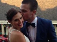 Stephen Amell : Le héros de la série ''Arrow'' dévoile sa photo de mariage