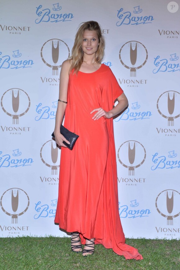 Toni Garrn lors de la soirée Vionnet durant le Festival de Cannes le 20 mai 2013