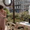Milla Jovovich, enfermée dans une boîte transparente, devient Fake Milla pour l'artiste Tara Subkoff et son oeuvre Future/Perfect dans les jardins du Palazzo Malipiero. Venise, le 28 mai 2013.
