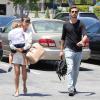 Kourtney Kardashian, son conjoint Scott Disick et leur fils Mason profitent d'une belle après-midi au Malibu Country Mart. Malibu, le 29 mai 2013.
