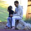 Exclusif - Ricky Martin et ses fils Matteo et Valentino dans un parc à Sydney en Australie le 18 mai 2013.
