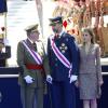 Le roi Juan Carlos Ier d'Espagne présidait avec son épouse la reine Sofia, son fils le prince Felipe et la princesse Letizia la Journée annuelle des forces armées, le 1er juin 2013 sur la place de la loyauté, à Madrid.