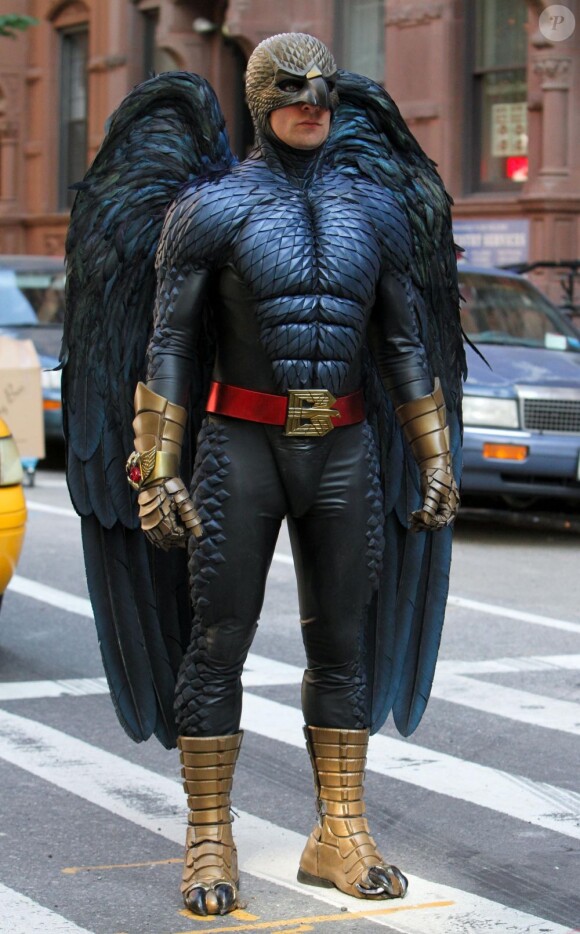Michael Keaton majestueux sur le tournage de Birdman à New York, le 1er juin 2013.