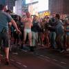 Michael Keaton en slip sur Times Square pour le tournage de Birdman à New York, le 1er juin 2013.