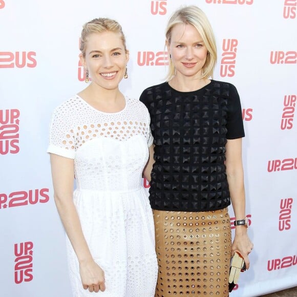 Sienna Miller et Naomi Watts lors de la soirée de gala de charité Up2Us à New York, le 4 juin 2013.