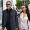 Andrea Bocelli et sa femme Veronica Berti a la sortie du restaurant Il Pastaio a Beverly Hills le 06/06/2013