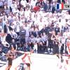 Tony Parker a inscrit un panier incroyable lors du premier match de la finale NBA entre les Spurs de San Antonio et le Heat de Miami, le 6 juin 2013 à Miami