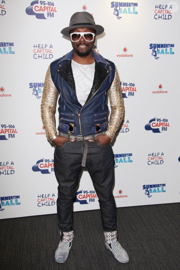 Will.I.am pose avant le concert Summertime Ball organisé par Capital FM au stade de Wembley à Londres le 9 juin 2013.