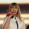 Taylor Swift lors du Summertime Ball organisé par Capital FM au stade de Wembley à Londres le 9 juin 2013.