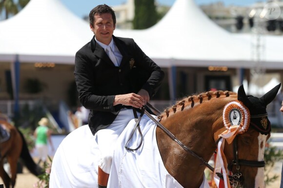 Guillaume Canet victorieux sur Padisha de Mars dans le Prix Licarzo CSI 1*, première épreuve du Jumping international de Cannes qu'il disputait en marge de son tournage à Nice avec André Téchiné et Catherine Deneuve, le 13 juin 2013 au stade des Hespérides, dont il a également pris la 3e place sur Jumping Star Callius.