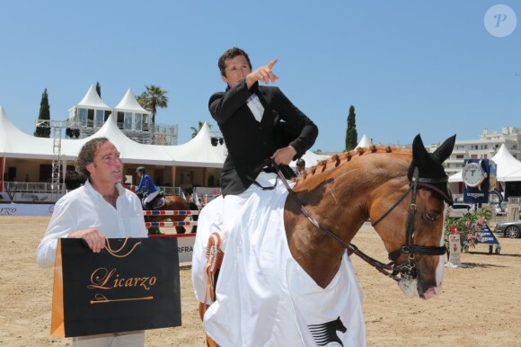 Guillaume Canet victorieux sur Padisha de Mars dans le Prix Licarzo CSI 1*, première épreuve du Jumping international de Cannes qu'il disputait en marge de son tournage à Nice avec André Téchiné et Catherine Deneuve, le 13 juin 2013 au stade des Hespérides, dont il a également pris la 3e place sur Jumping Star Callius.