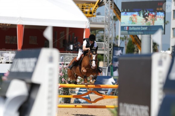 Guillaume Canet victorieux sur Padisha de Mars dans le Prix Licarzo CSI 1*, première épreuve du Jumping international de Cannes qu'il disputait en marge de son tournage à Nice avec André Téchiné et Catherine Deneuve, le 13 juin 2013 au stade des Hespérides, dont il a également pris la 3e place sur Jumping Star Callius.