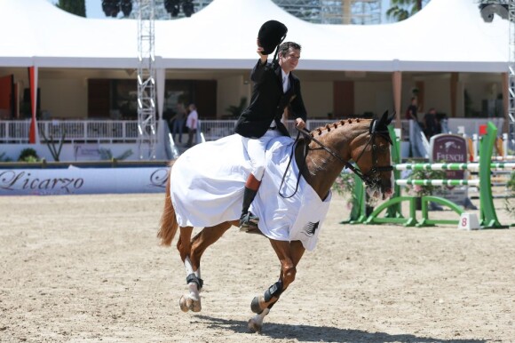 Guillaume Canet victorieux sur Padisha de Mars dans le Prix Licarzo CSI 1*, première épreuve du Jumping international de Cannes qu'il disputait en marge de son tournage à Nice avec André Téchiné et Catherine Deneuve, le 13 juin 2013 au stade des Hespérides, dont il a également pris la 3e place sur Jumping Star Callius.