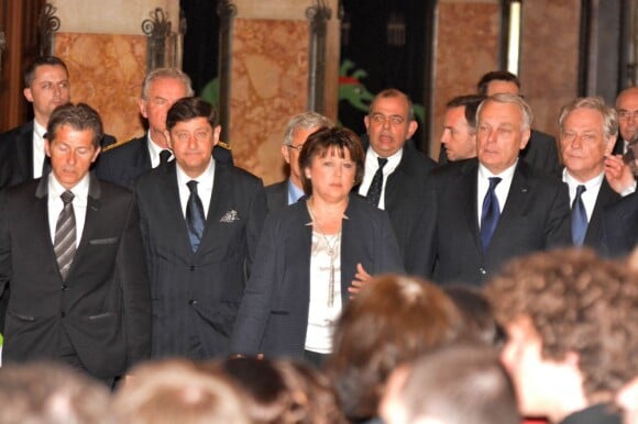 Martine Aubry et Jean-Marc Ayrault lors de l'hommage à Pierre Mauroy à Lille le 13 juin 2013.