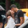 Mesut Özil, international allemand du Real Madrid, et sa girlfriend Mandy Capristo en amoureux dans West Village à New York, le 14 juin 2013.