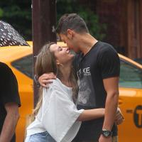 Mesut Özil : Love, love, love avec sa sublime popstar Mandy Capristo à New York