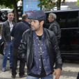 Jamel Debbouze arrive à la première du film Né quelque part à Rosny le 17 juin 2013.