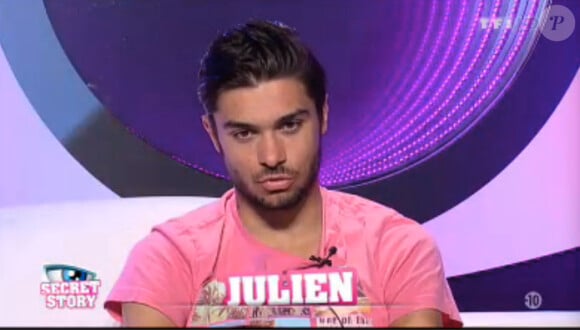 Julien dans la quotidienne de Secret Story 7 le mardi 18 juin 2013 sur TF1