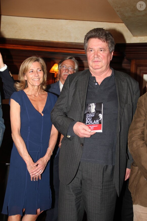 Claire Chazal et l'écrivain François Guérif à la soirée du Prix des Editeurs 2013 au café-restaurant littéraire "Les Editeurs" à Saint-Germain-des-près à Paris, le 18 juin 2013.