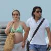 Radamel Falcao et Lorelei Taron sur la plage de Miami, le 19 juin 2013