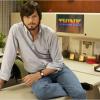 Ashton Kutcher est Steve Jobs dans le biopic Jobs.