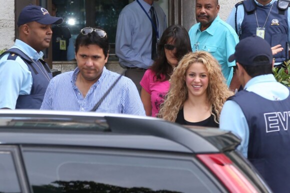 Shakira devant le consulat américain à Rio de Janeiro, le 21 juin 2013.