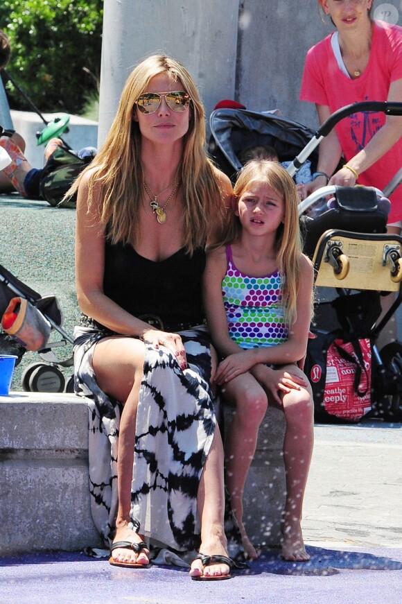 Heidi Klum se promène en famille à New York, le 21 juin 2013.
