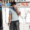 Taylor Lautner se soigne sur le tournage du film Tracers à New York, le 24 Juin 2013.