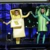Paula Deen au côté de Kevin Bacon (en beurre) et Liev Schreiber (en broccoli) à la soirée de comédie "Night Of Too Many Stars: America Comes Together For Autism Programs" au Beacon Theatre à New York, le 13 octobre 2012.