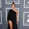  Must have de l'été : la pochette, l'it-bag de Jennifer Lopez  