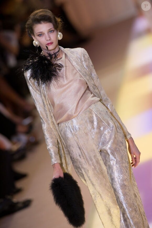 Défilé de mode Haute Couture automne-hiver 2013-2014 Giorgio Armani Privé. A Paris le 2 juillet 2013.