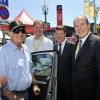 Bernard Hinault, Jean Paul Belmondo, Christian Prudhomme, le directeur du Tour, Christian Estrosi (maire de Nice) et le Prince Albert II de Monaco - Quatrième étape du Tour de France, le 2 juillet 2013 à Nice.