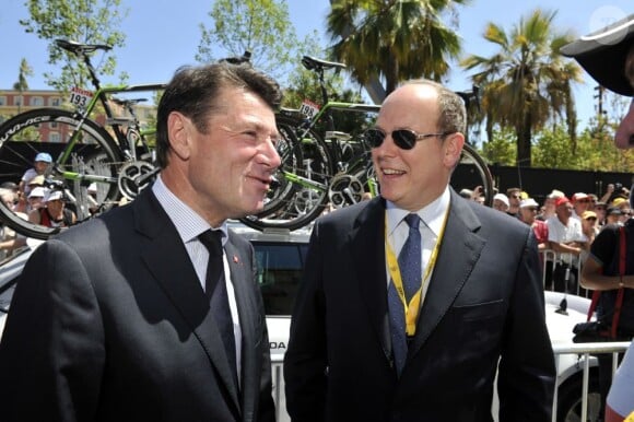 Christian Estrosi (maire de Lyon) et le Prince Albert II de Monaco - Quatrième étape du Tour de France, le 2 juillet 2013 à Nice.