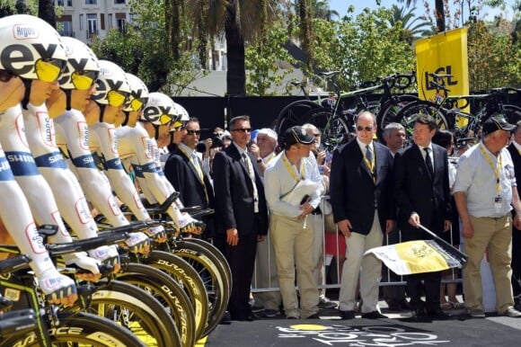 Christian Estrosi et le prince Albert II de Monaco - Quatrième étape du Tour de France, le 2 juillet 2013 à Nice.