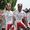 Paul Belmondo et Satya Oblet participent à l'étape du Coeur au profit de Mécénat Chirurgie Cardiaque en marge de la quatrième étape du Tour de France, à Nice le 2 juillet 2013.