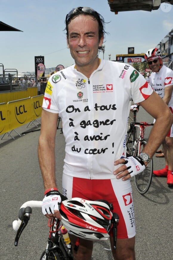 Anthony Delon participe à l'étape du Coeur au profit de Mécénat Chirurgie Cardiaque en marge de la quatrième étape du Tour de France, à Nice le 2 juillet 2013.