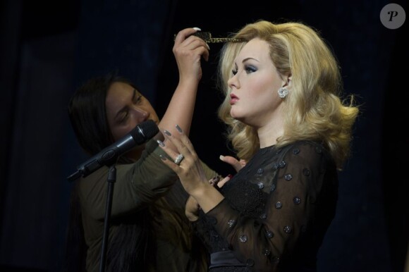 La statue de cire de la chanteuse anglaise Adele a été dévoilée au Musée Madame Tussauds à Londres, le 3 juillet 2013.