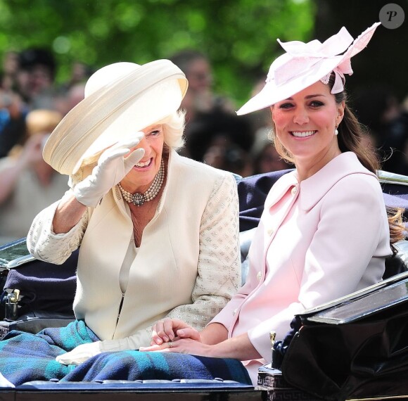 La duchesse de Cornouailles Camilla Parker Bowles et la duchesse de Cambridge, Kate Middleton. LE 15 juin 2013 à Londres.