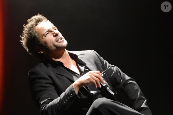 Spectacle de Florent Peyre, intitulé Tout public ou pas, à La Cigale à Paris le 4 juillet 2013.