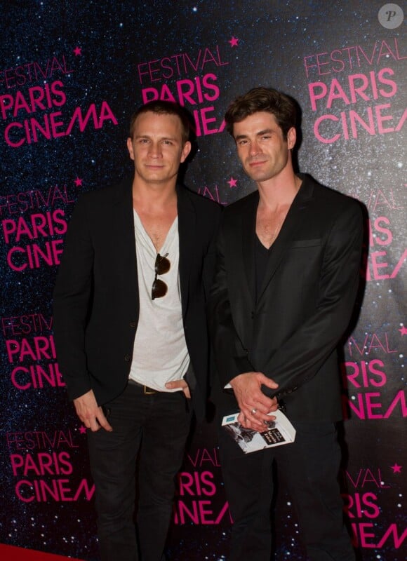 Les frères Jérémie et Yannick Renier lors du Festival Paris Cinéma, le 6 juillet 2013