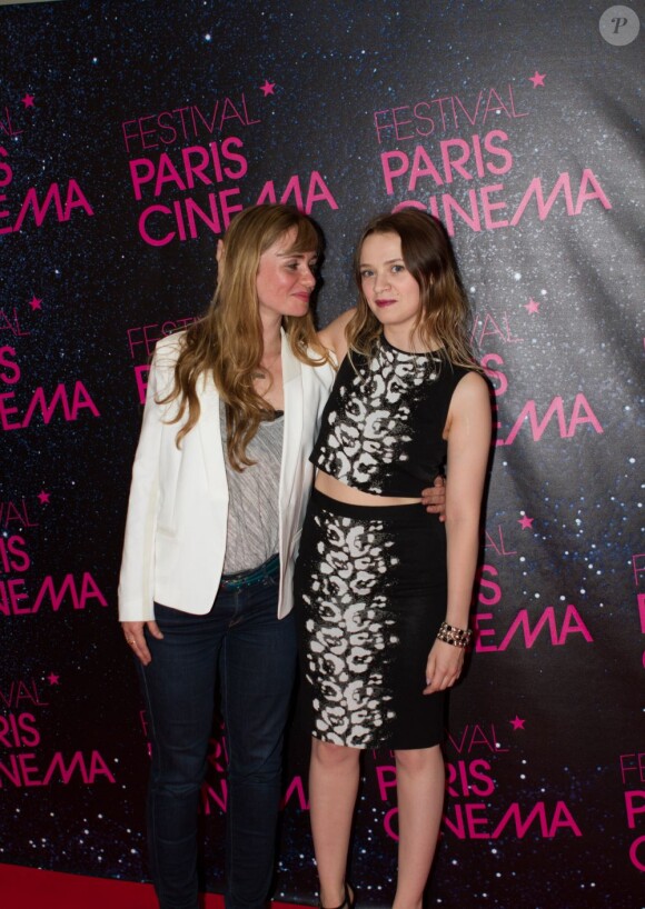 Katell Quillevéré et Sara Forestier lors du Festival Paris Cinéma, le 6 juillet 2013, pour la projection du film Suzanne