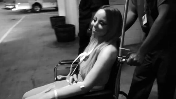 Mariah Carey quitte l'hôpital en chaise roulante mais fait honneur à ses fans