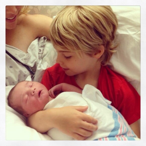 Kevin Richardson a dévoilé sur son compte Twitter la première photo de son deuxième enfant Maxwell Haze, né le 10 juillet 2013.