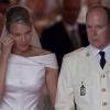 La princesse Charlene de Monaco séchant ses larmes à la sortie de la chapelle Sainte Dévote le jour de son mariage avec le prince Albert, le 2 juillet 2011