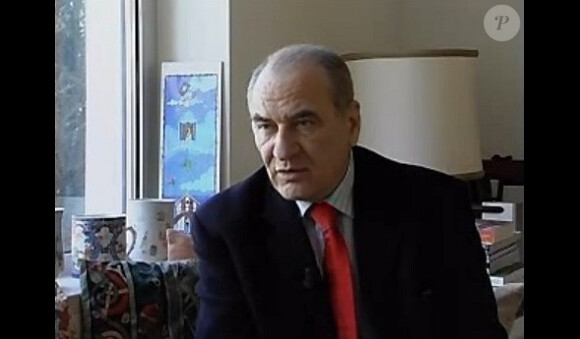Vincenzo Cerami lors d'un entretien filmé.