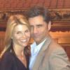 Lori Loughlin a retrouvé son acolyte John Stamos lors d'une soirée au théâtre. Juillet 2013