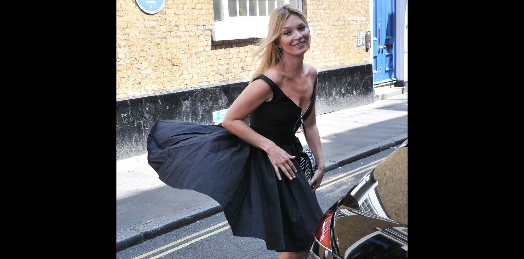 Kate Moss : Marilyn moderne, victime d'un coup de vent incongru